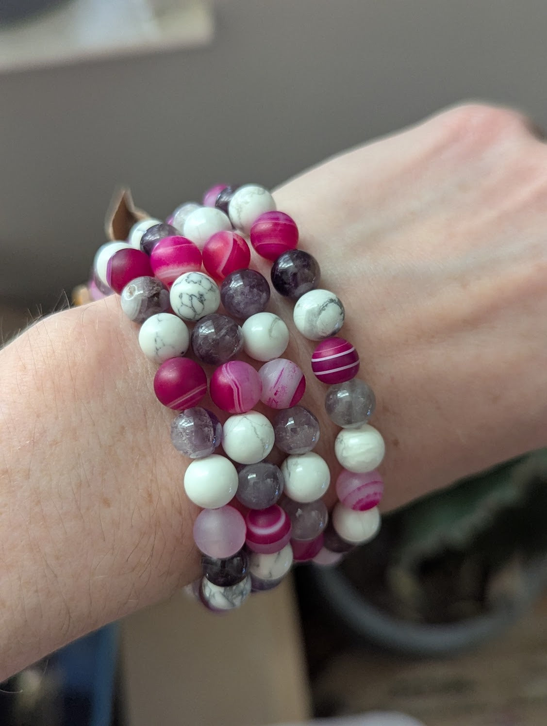 Pink Agate, Howlite, Amethyst Bracelet (Various Sizes Available)